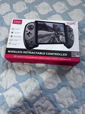 Wireless Retractable Controller - Black/Grey